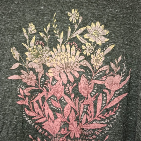 Earthy boho cold shoulder tee - Picture 2 of 3